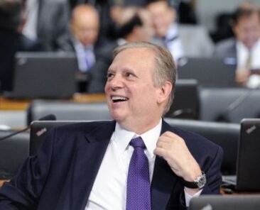 Comissão de Assuntos Econômicos (CAE) realiza reunião para instalação dos trabalhos e eleição do presidente e vice para o biênio 2017/2018. Senador Tasso Jereissati (PSDB-CE) à bancada. Foto: Edilson Rodrigues/Agência Senado