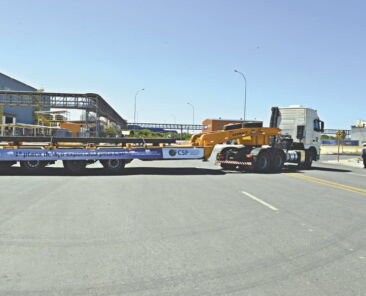 26 DE JULHO DE 2016. Primeira placa de aÁo da CSP destinada ‡ exportaÁ„o - negocios - 08ne1256 - NLVL