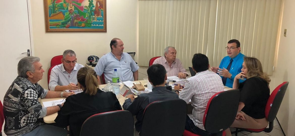 reuniãoDiretoria.0402