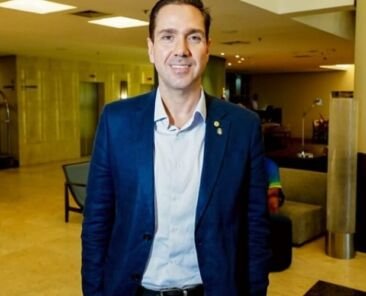 WhatsApp Image 2025-03-13 at 15.04.48