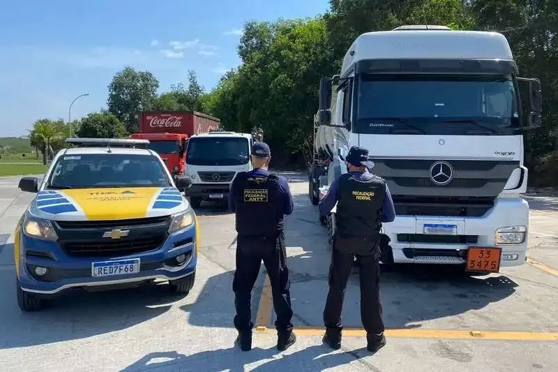 WhatsApp-Image-2025-04-25-at-08.13.25-1 (1)