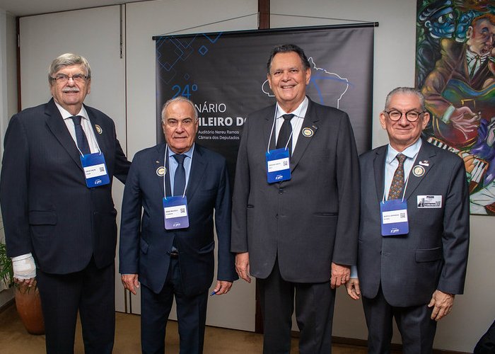 Noticia_24SEMINARIO_TRC_Destaque